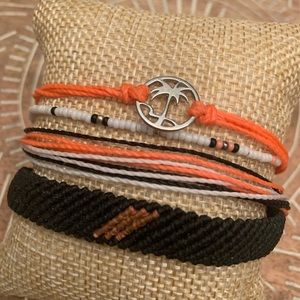 Pura Vida Monthly Bracelet Club